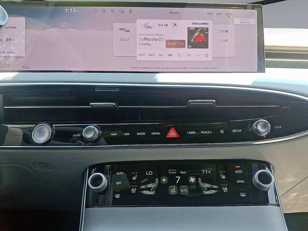 New 2026 Genesis GV70 2.5T Advanced AWD/4WD image 17