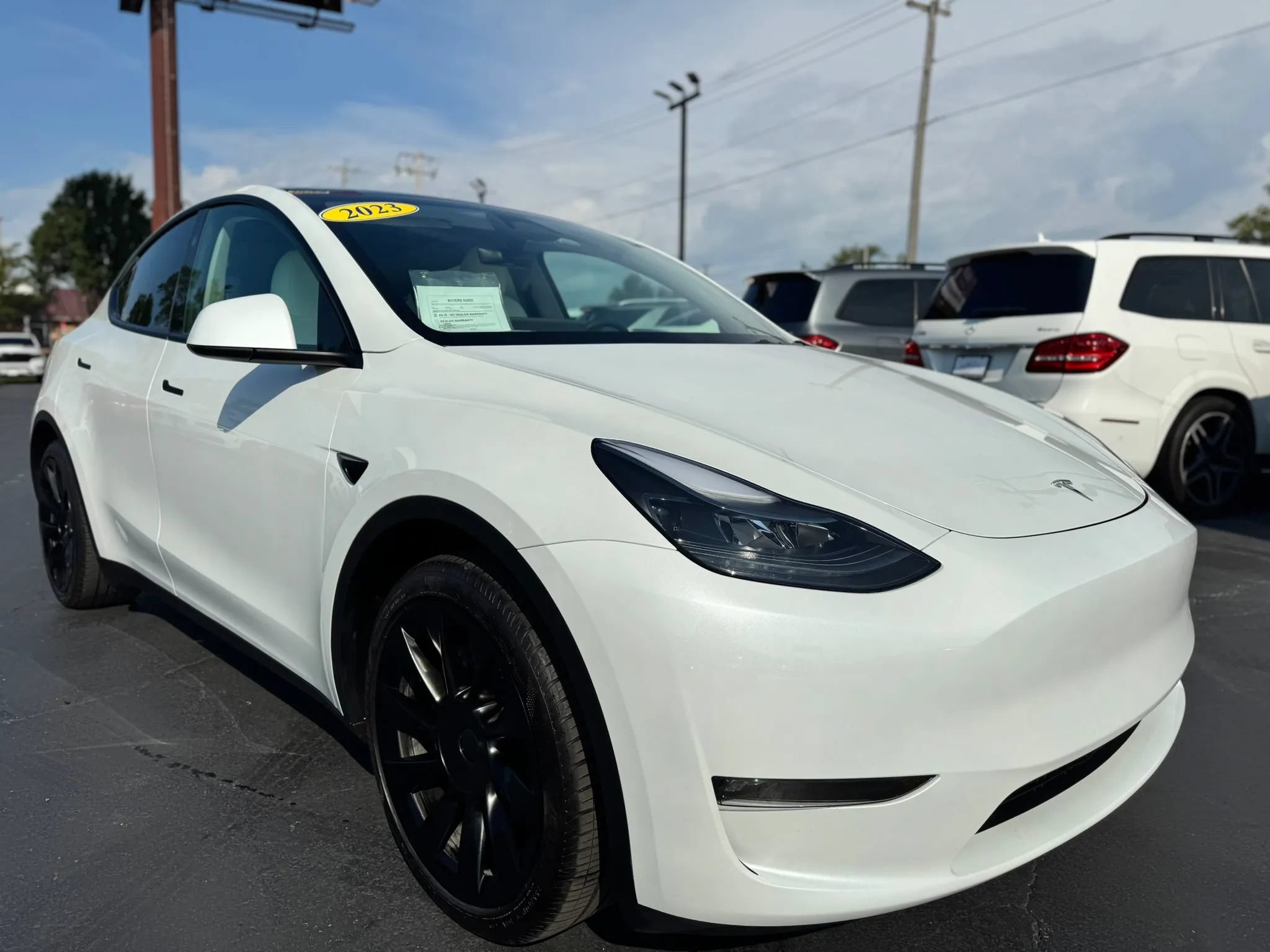 Used 2023 Tesla Model Y Long Range AWD/4WD image 7