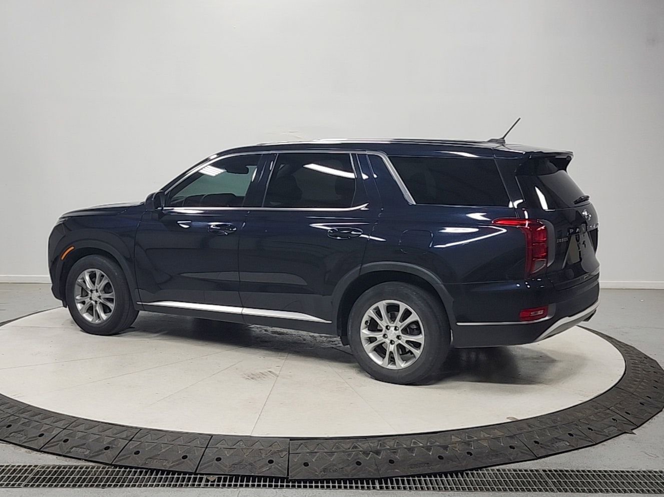 Used 2020 Hyundai Palisade SE AWD/4WD image 5