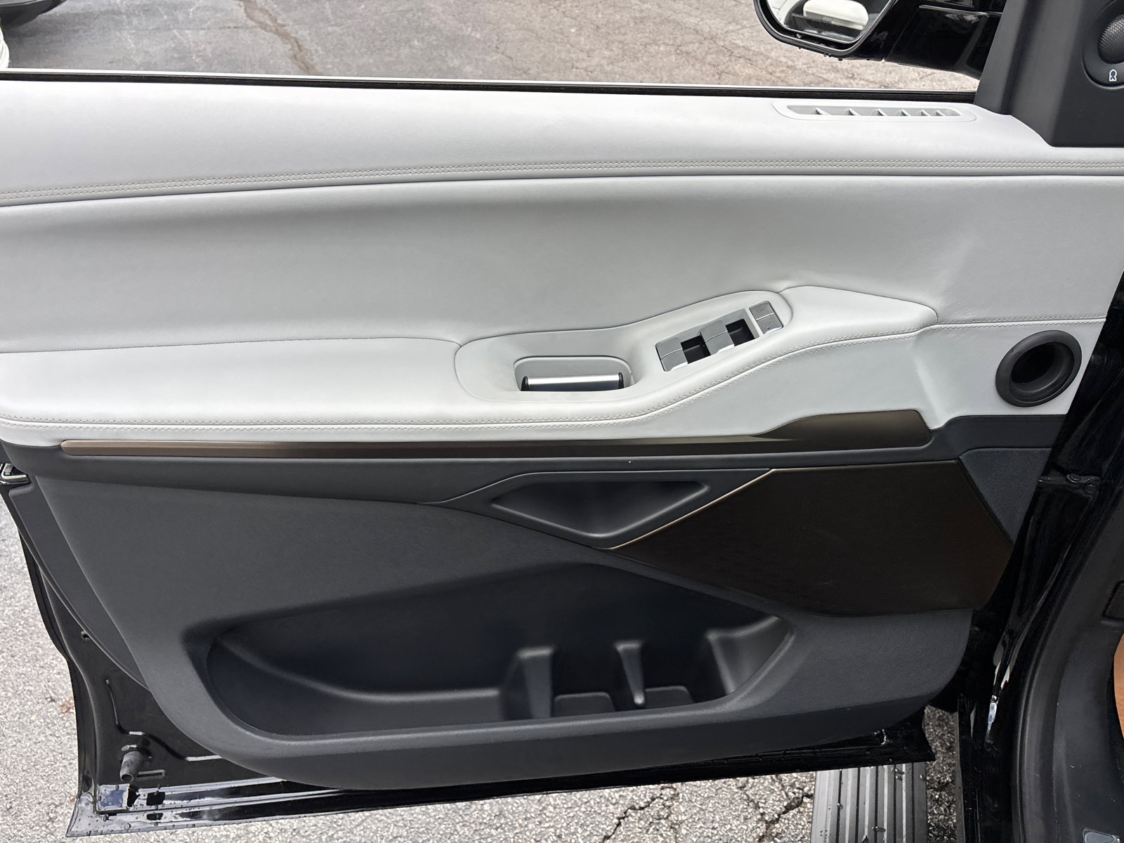 New 2025 Lincoln Navigator L Black Label image 11