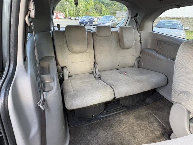 Used 2013 Honda Odyssey LX image 15