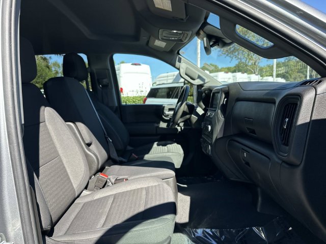 Used 2024 Chevrolet Silverado 2500 Custom w/ Custom Value Package AWD/4WD image 32