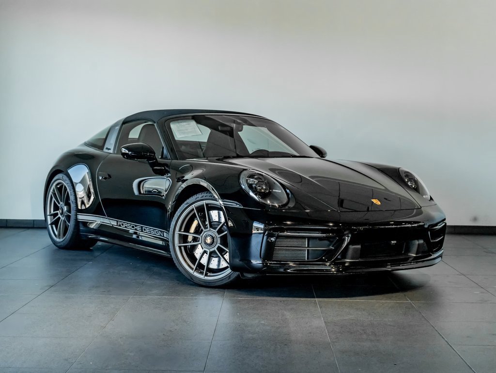 Certified 2022 Porsche 911 50th Anniversary Edition image 9