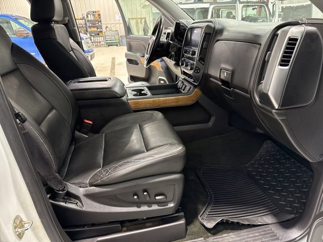 Used 2016 Chevrolet Silverado 1500 LTZ w/ Sport Package AWD/4WD image 15