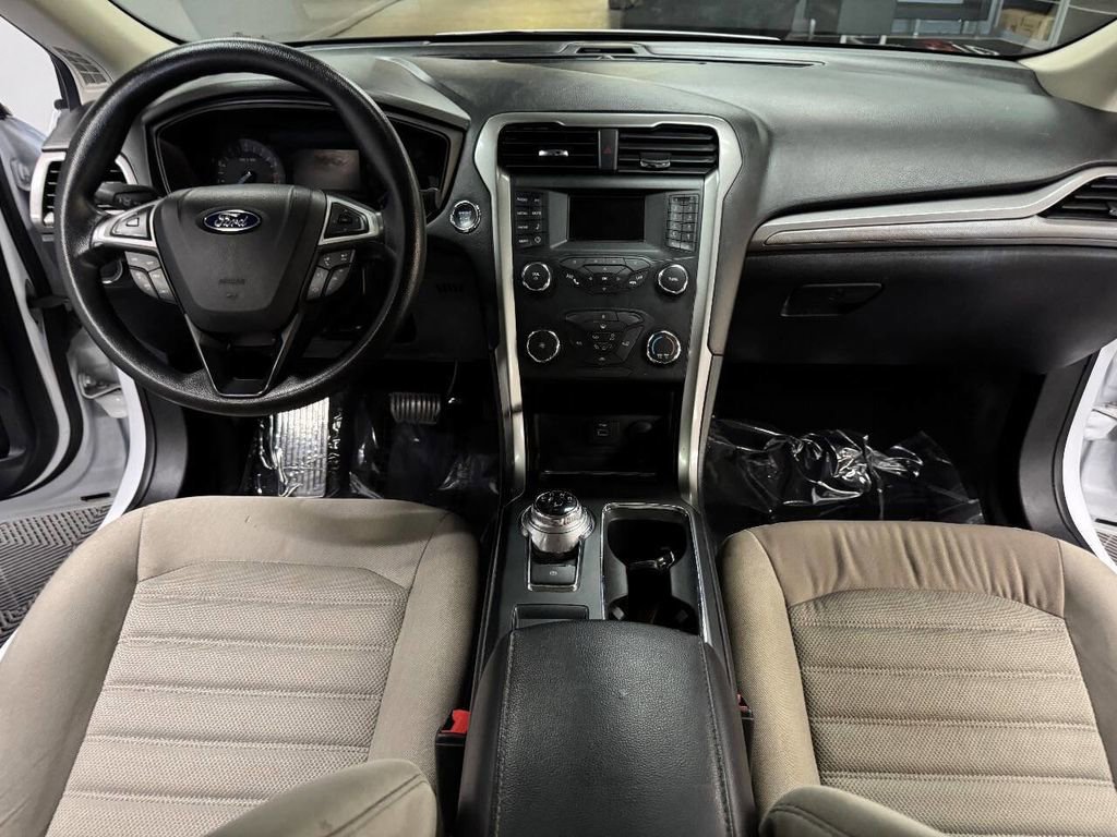 Used 2019 Ford Fusion S image 39