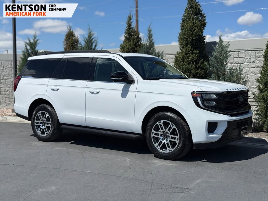 Used 2025 Ford Expedition Active AWD/4WD image 12