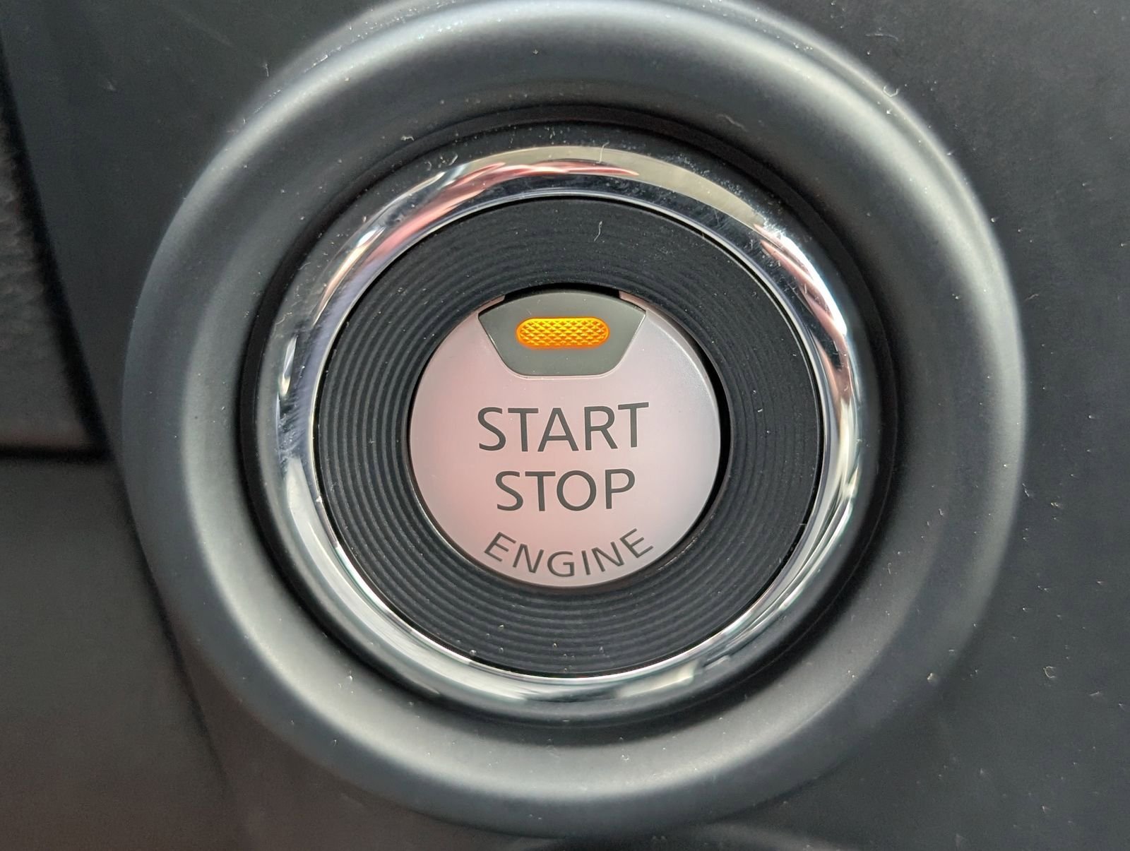 Used 2024 Nissan Titan SV w/ SV Convenience Package AWD/4WD image 17