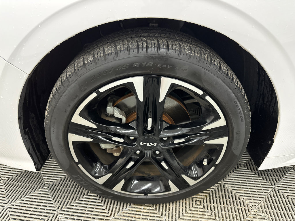 Used 2023 Kia K5 GT-Line w/ GT-Line Premium Package FWD image 12