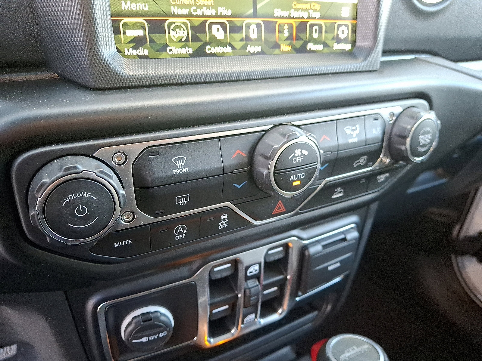 Used 2022 Jeep Gladiator Overland w/ Popular Equipment Package image 16