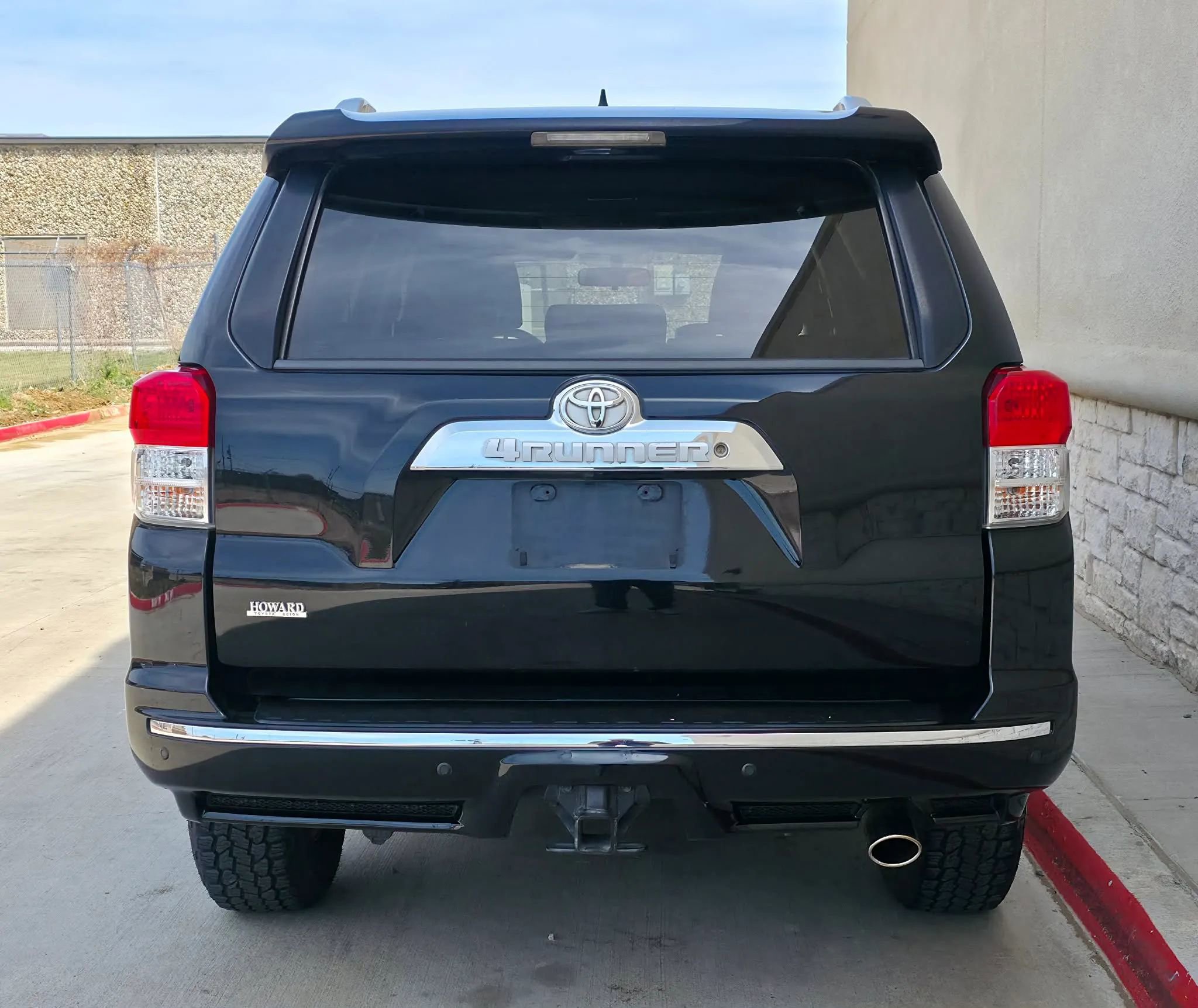 Used 2012 Toyota 4Runner SR5 image 4