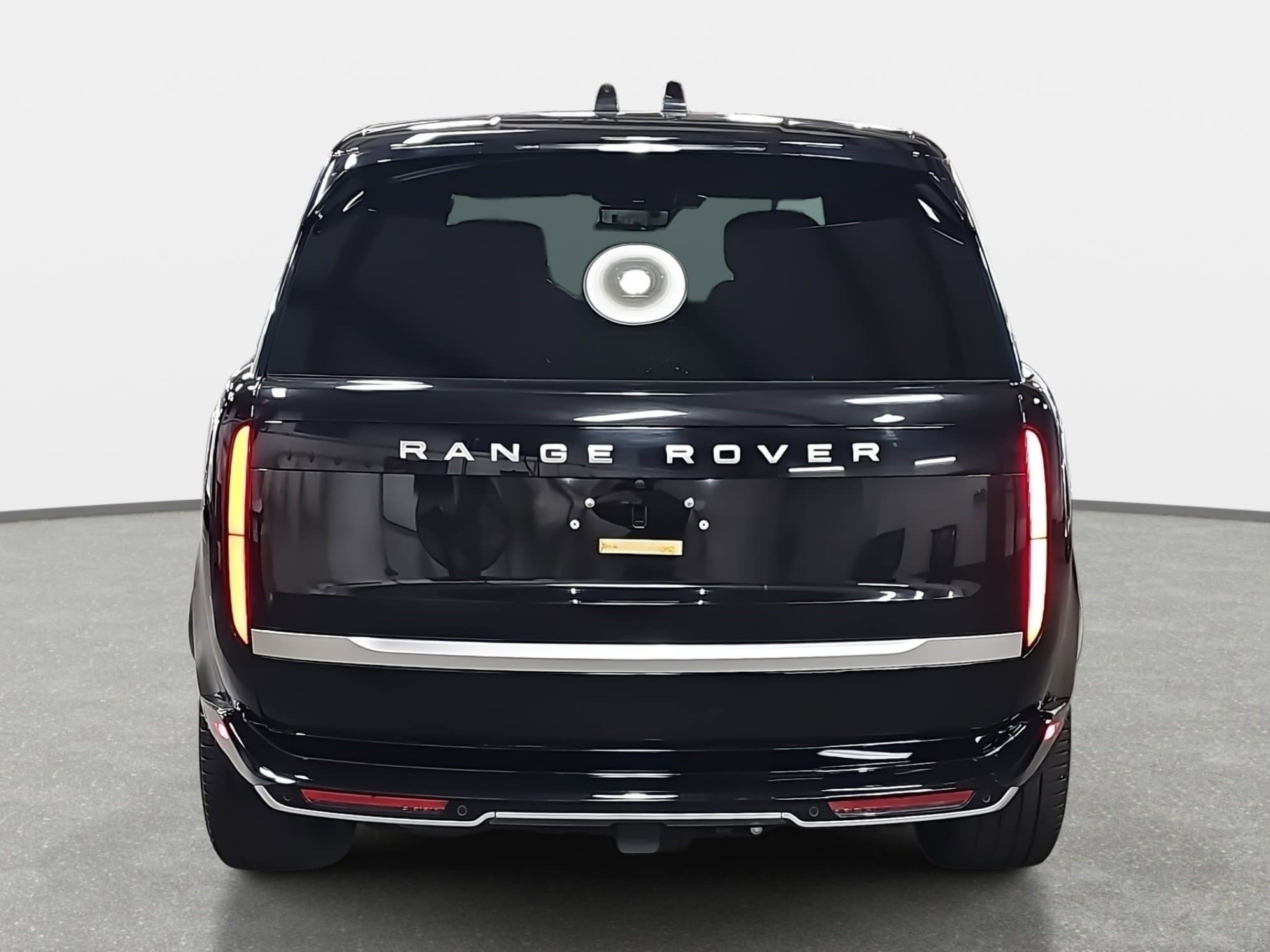 Used 2024 Land Rover Range Rover Long Wheelbase Autobiography image 6