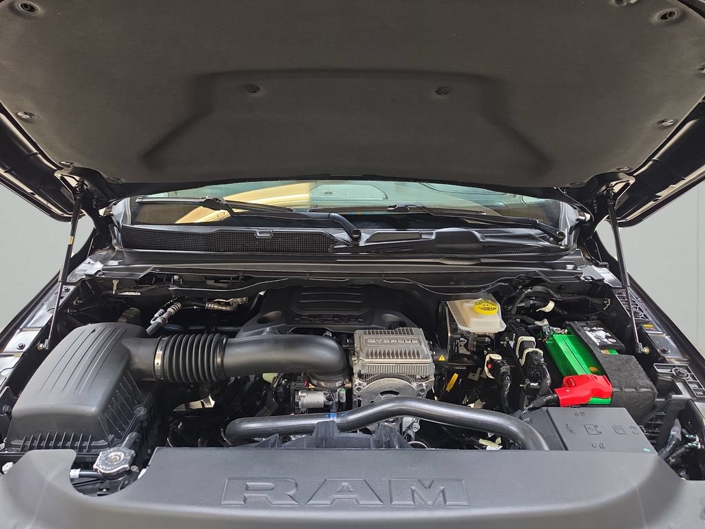 New 2026 RAM 1500 Laramie w/ Night Edition AWD/4WD image 9