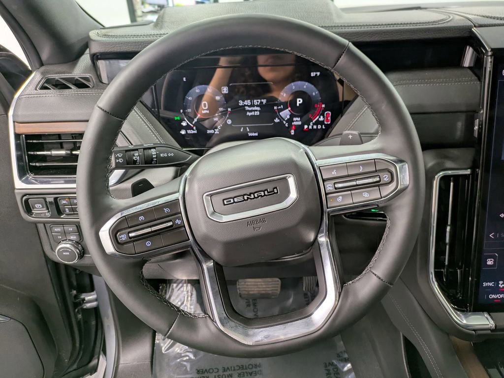 Used 2026 GMC Yukon Denali w/ Sun & Power Step Package AWD/4WD image 19