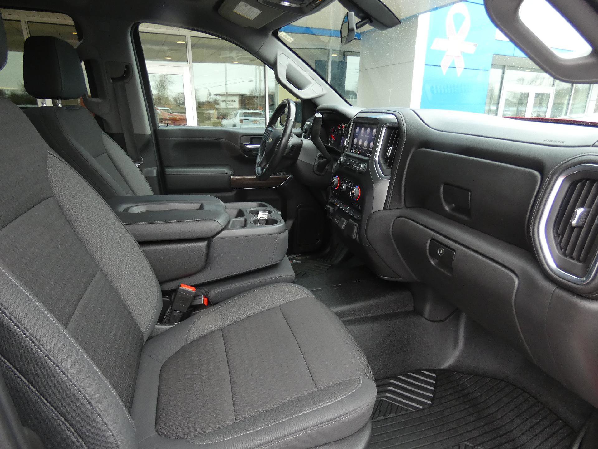Used 2020 Chevrolet Silverado 1500 LT w/ All-Star Edition image 17