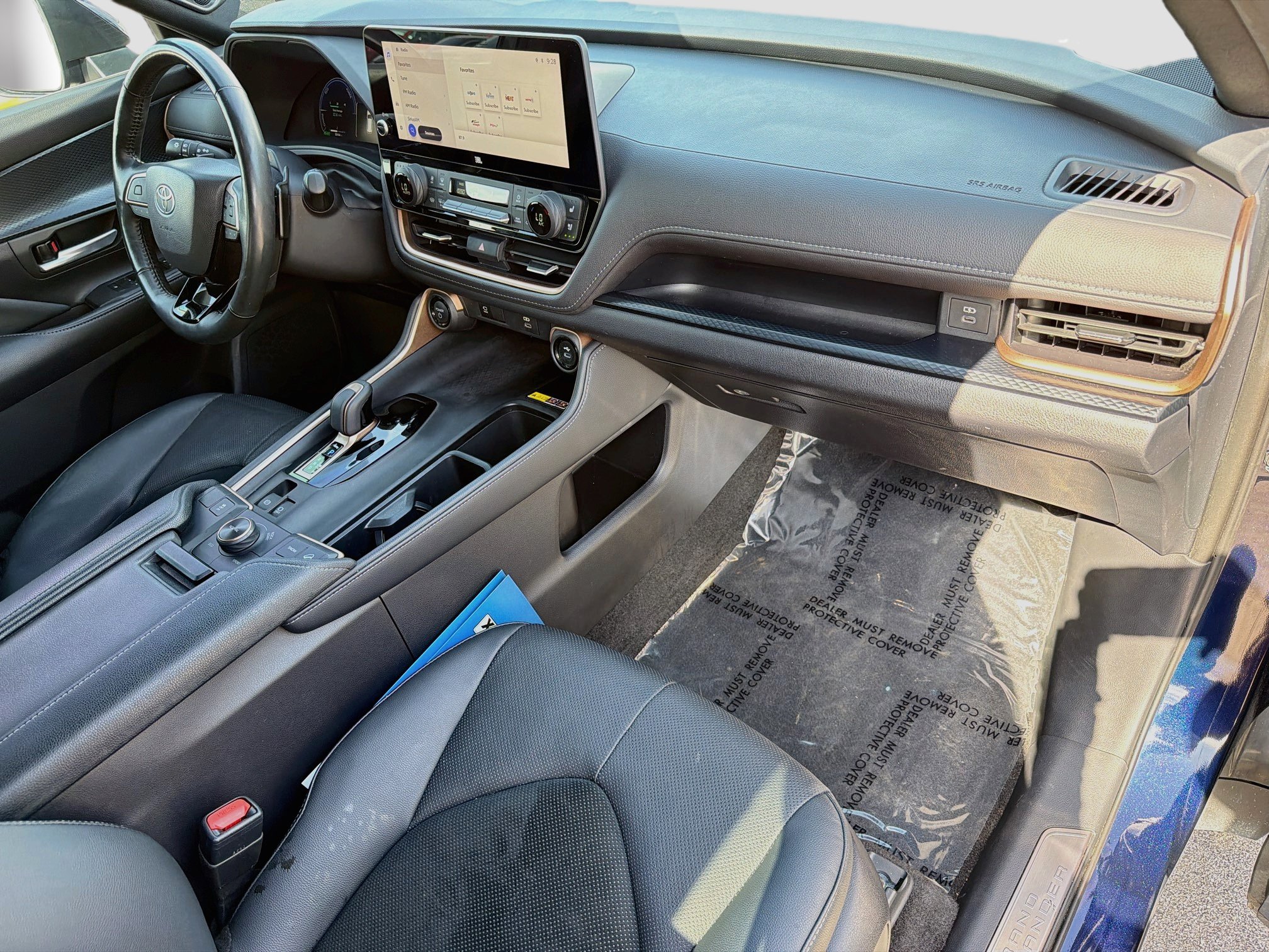 Used 2024 Toyota Grand Highlander AWD Hybrid image 14