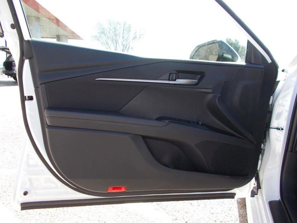 Certified 2026 Toyota Camry LE w/ Convenience Package image 15