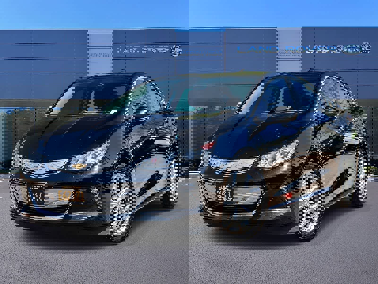 Used 2018 Chevrolet Volt Premier w/ Driver Confidence Package