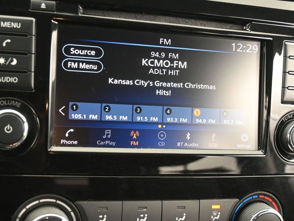 Used 2018 Nissan Rogue S image 10