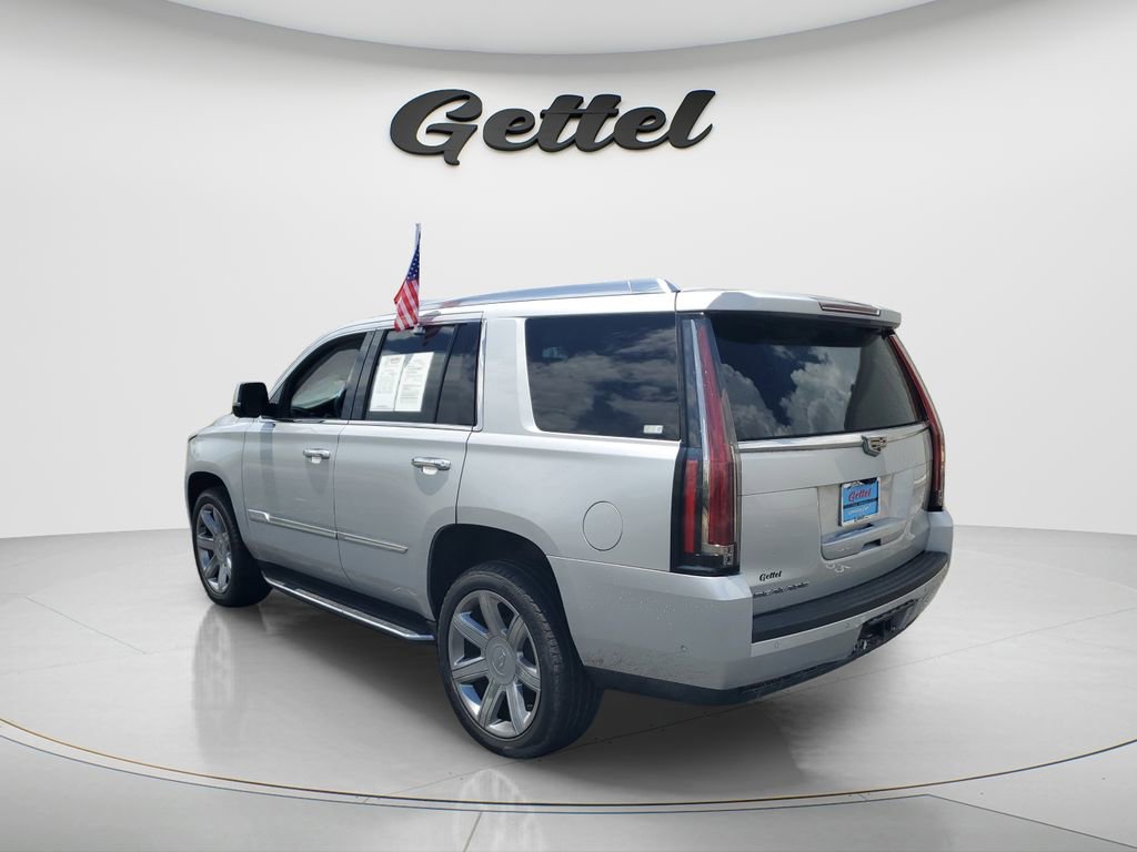 Used 2019 Cadillac Escalade Luxury AWD/4WD image 7