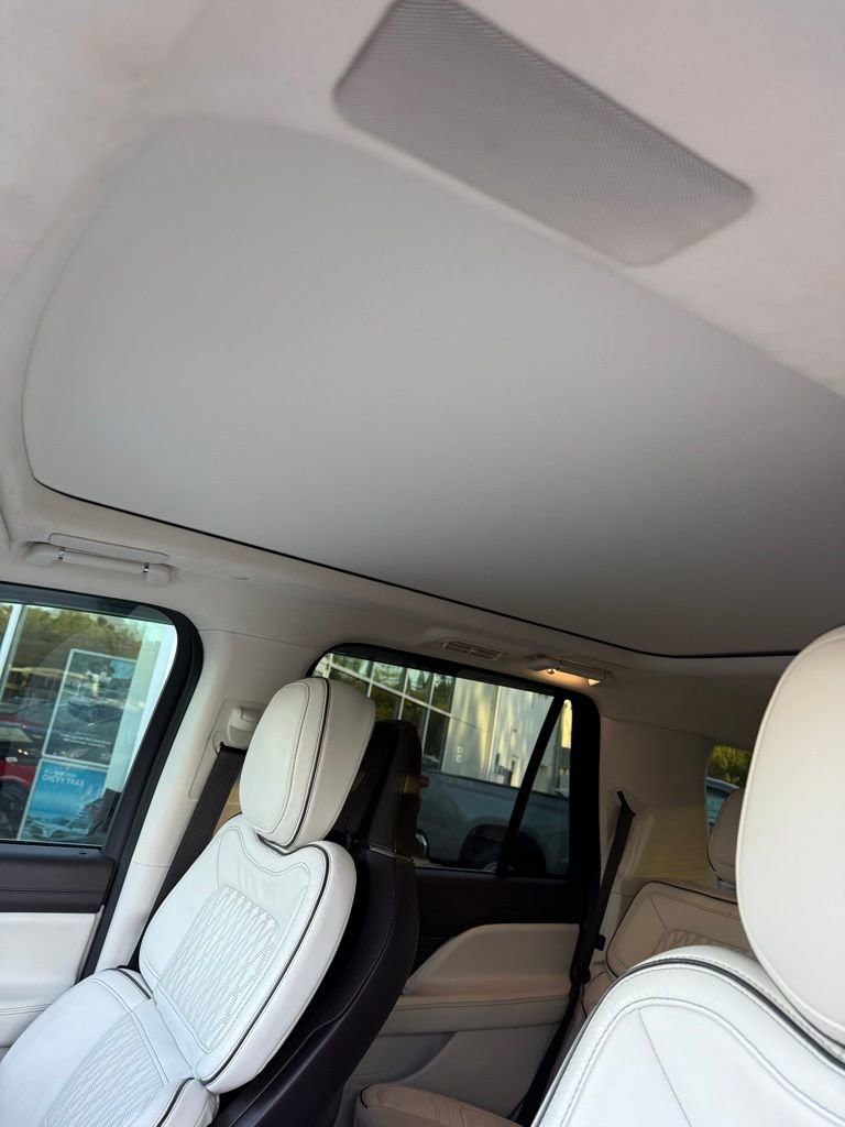 Used 2024 Lincoln Navigator Black Label AWD/4WD image 12