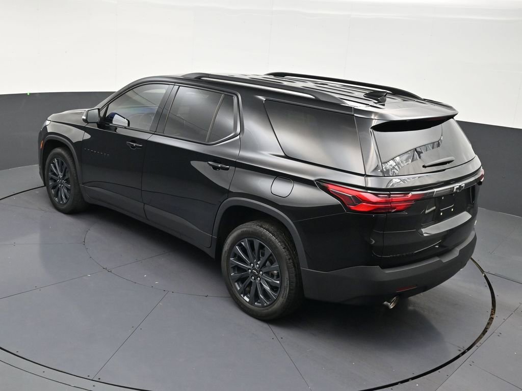 Used 2023 Chevrolet Traverse RS FWD image 15