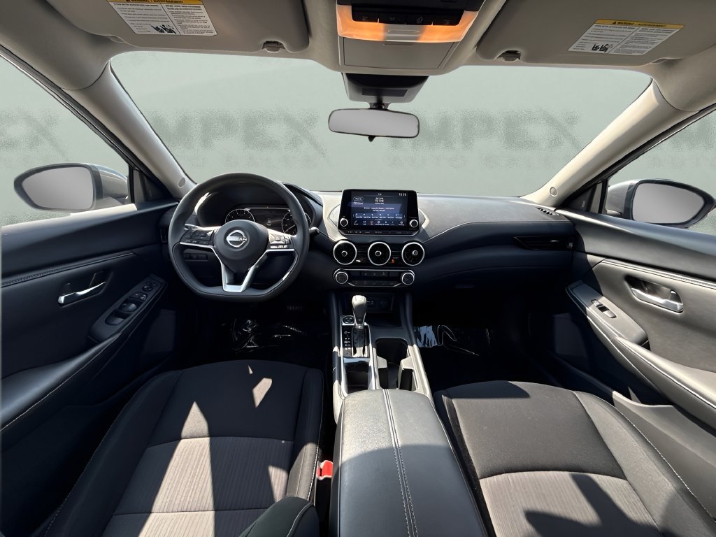 Used 2025 Nissan Sentra SV FWD image 8