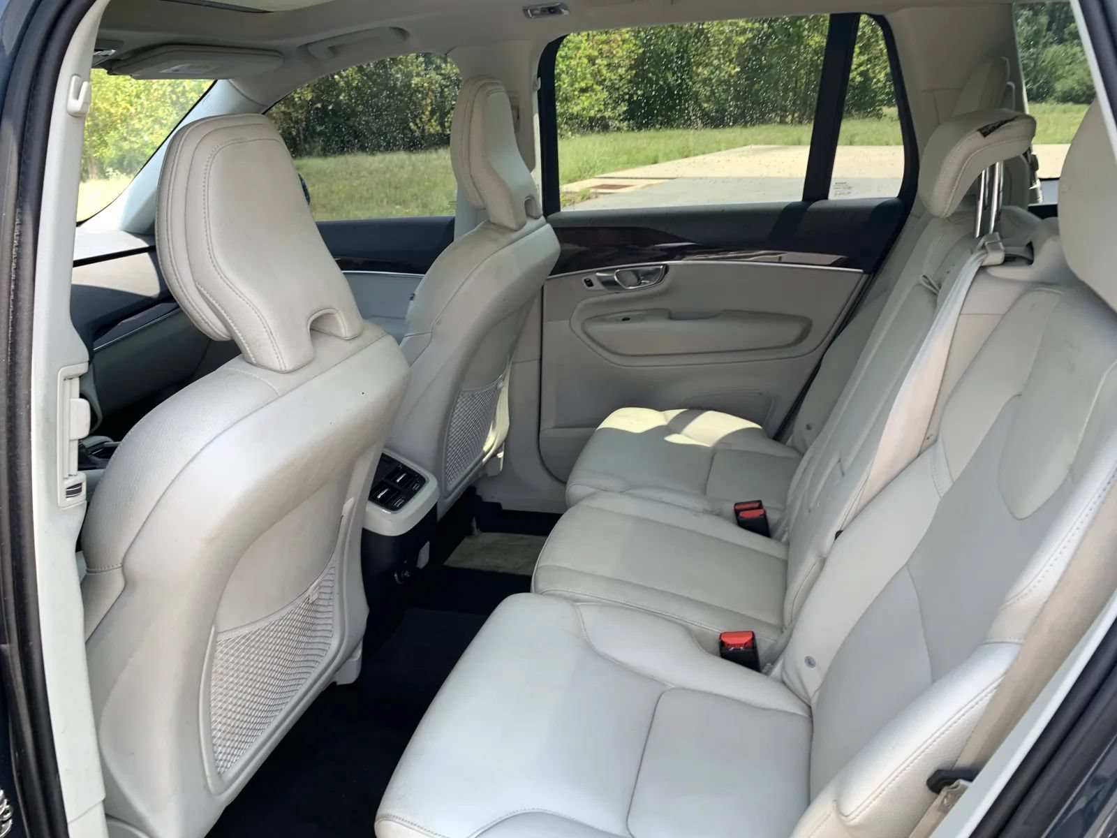 Used 2019 Volvo XC90 T5 Momentum w/ Protection Package Premier AWD/4WD image 26