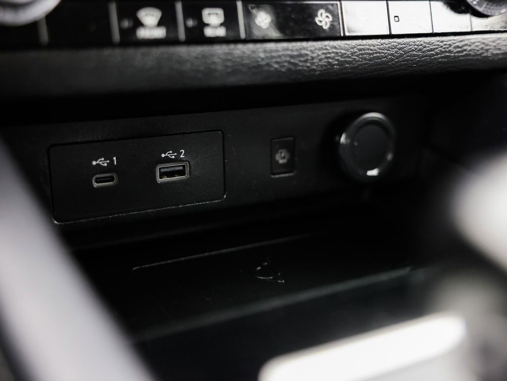 Used 2024 Mitsubishi Outlander SE image 31