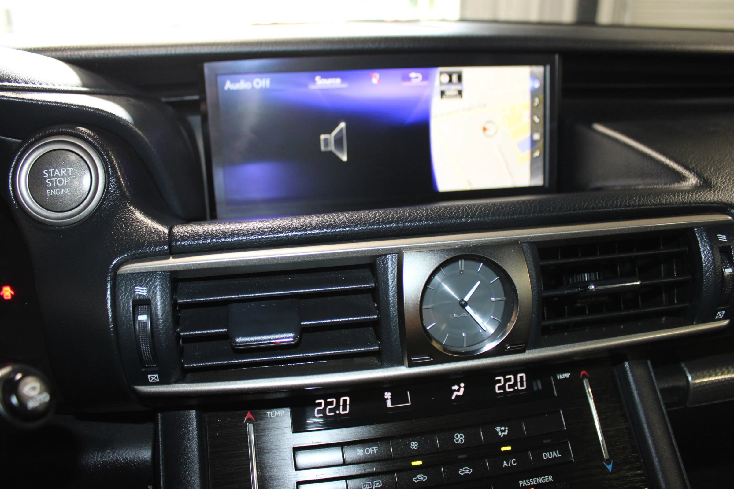 Used 2017 Lexus IS 350 AWD image 15