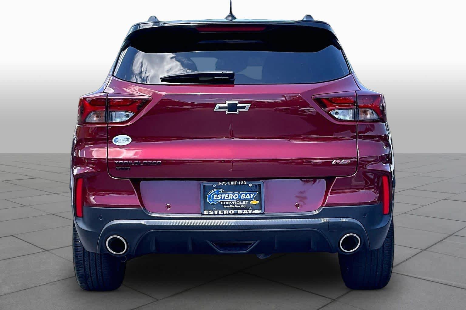 Used 2023 Chevrolet TrailBlazer RS w/ Convenience Package AWD/4WD image 8