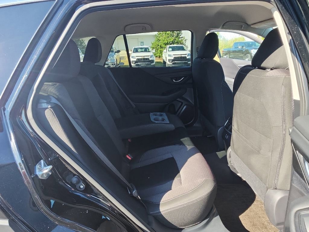 Used 2025 Subaru Outback Premium AWD/4WD image 28