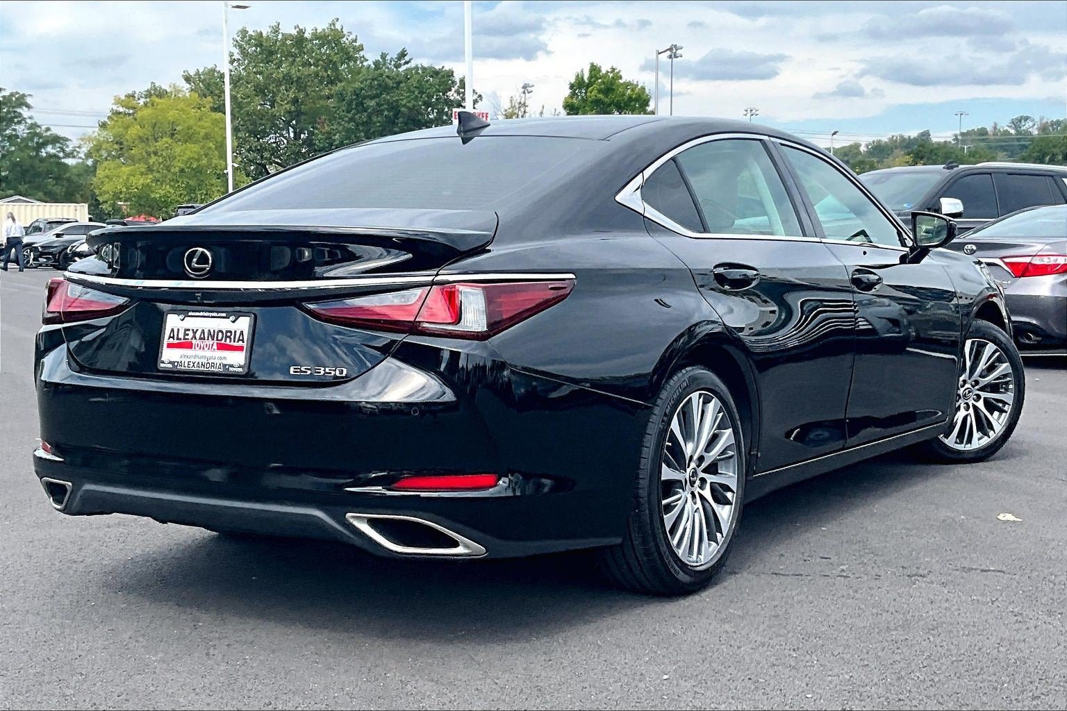 Used 2021 Lexus ES 350 w/ Premium Package FWD image 11