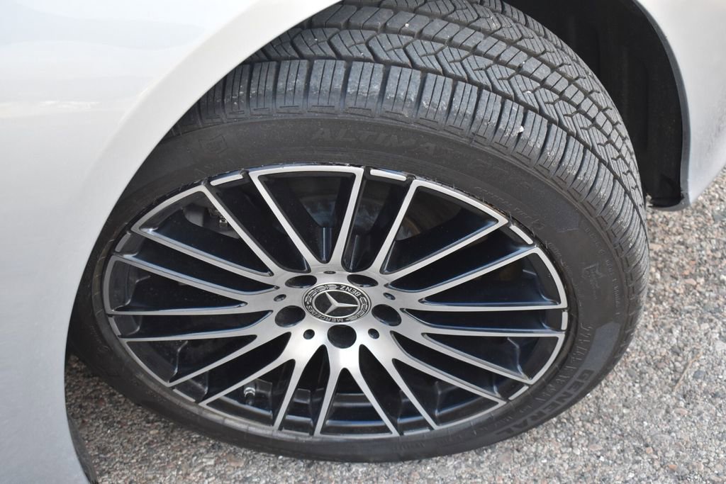 Used 2022 Mercedes-Benz C 300 4MATIC Sedan image 13