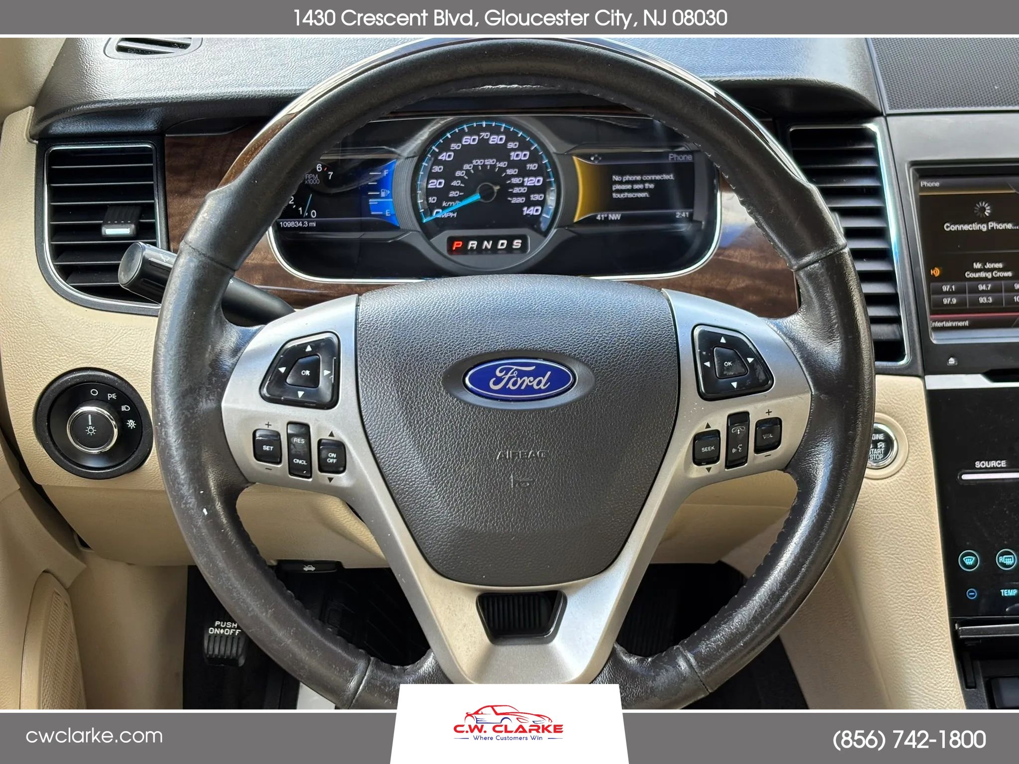 Used 2015 Ford Taurus Limited w/ Equipment Group 301A image 18