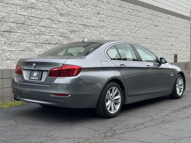 Used 2015 BMW 528i xDrive Sedan AWD/4WD image 3