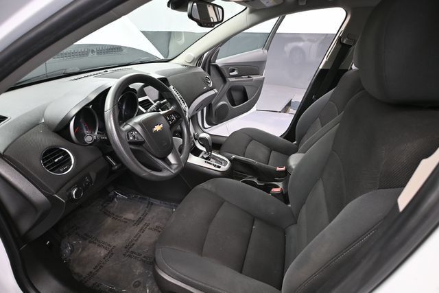 Used 2016 Chevrolet Cruze LT FWD image 21
