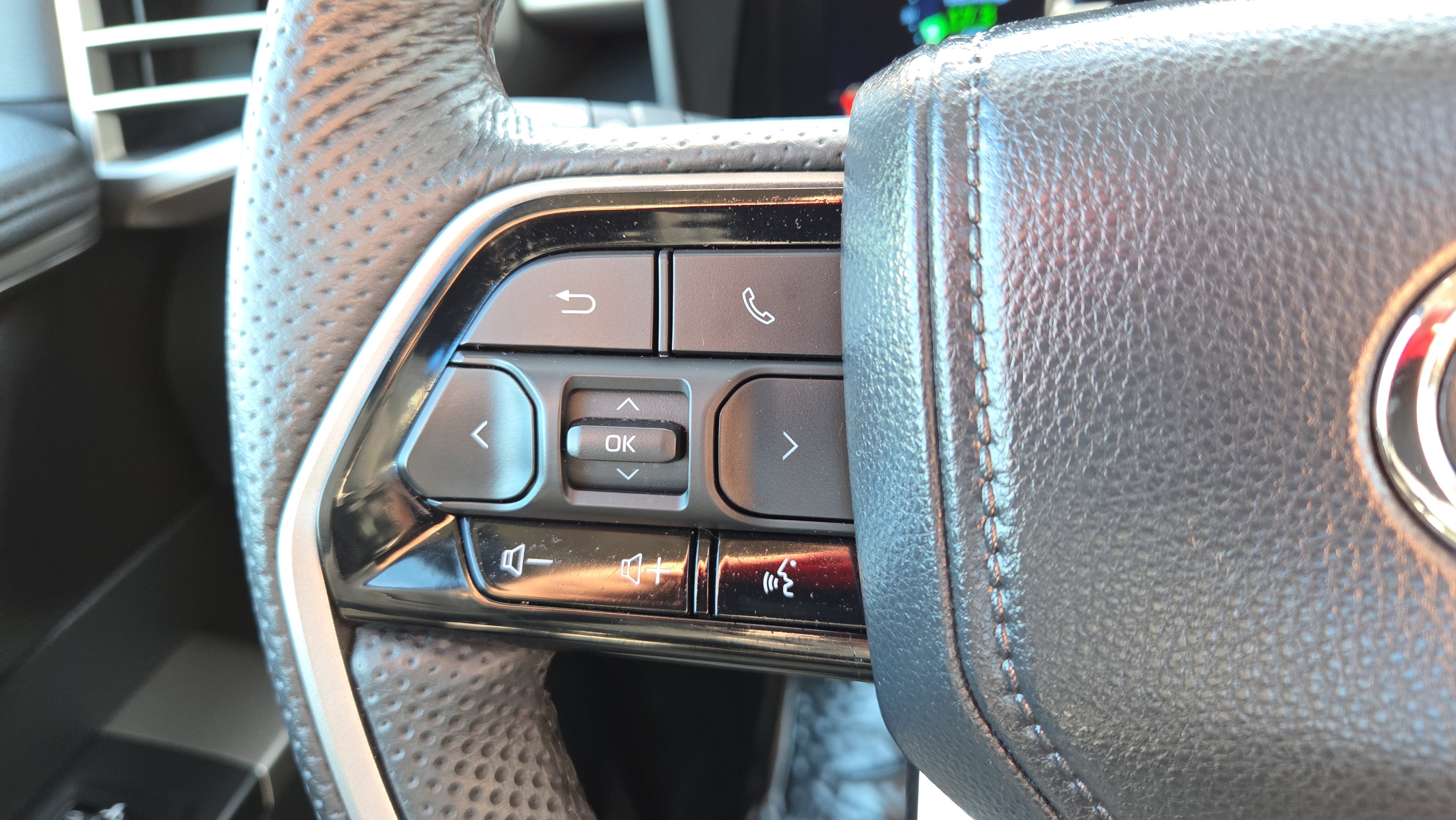 Used 2024 Toyota Sequoia TRD SPORT image 11