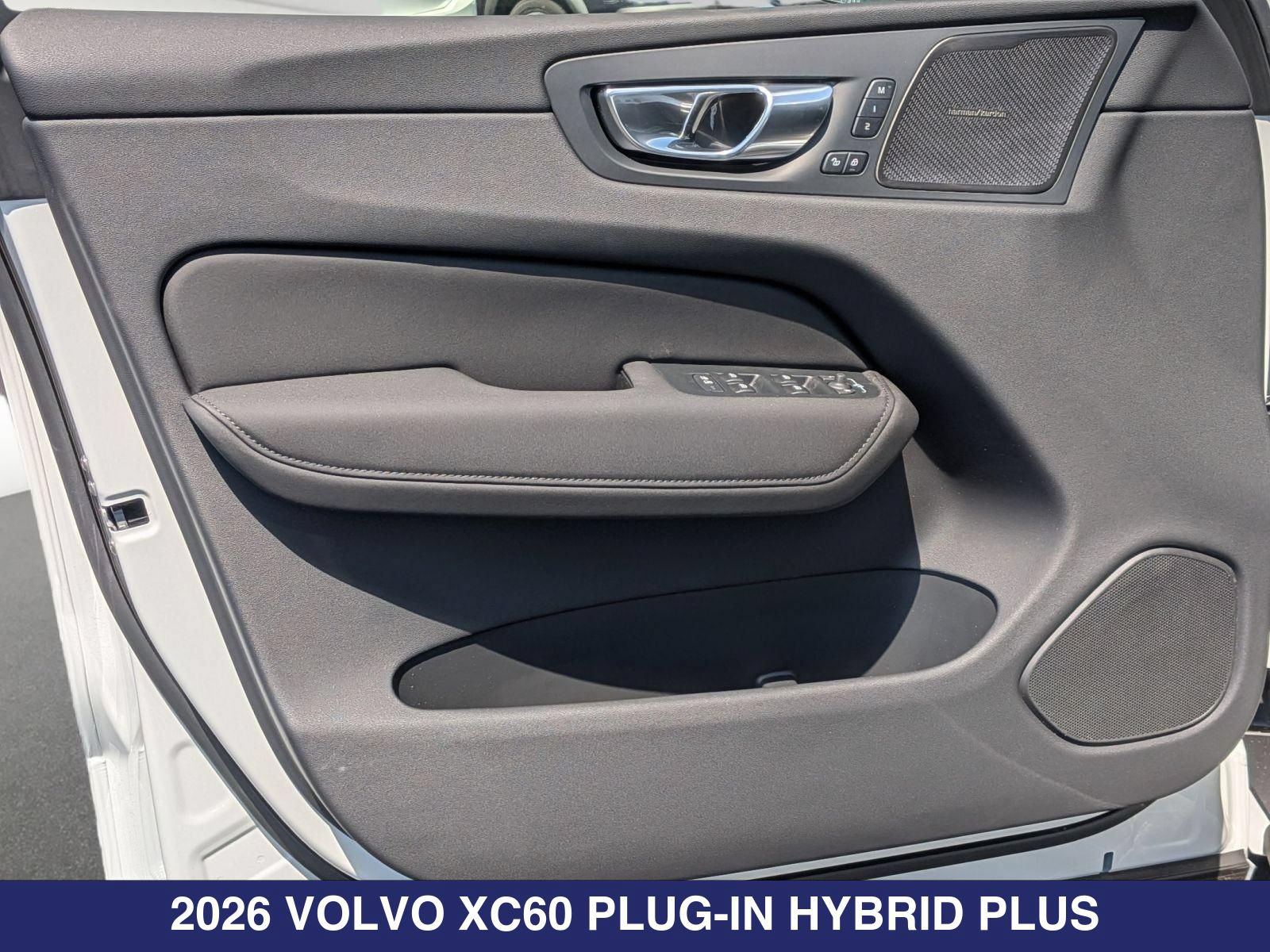 New 2026 Volvo XC60 T8 Plus w/ Protection Package Premier AWD/4WD image 11