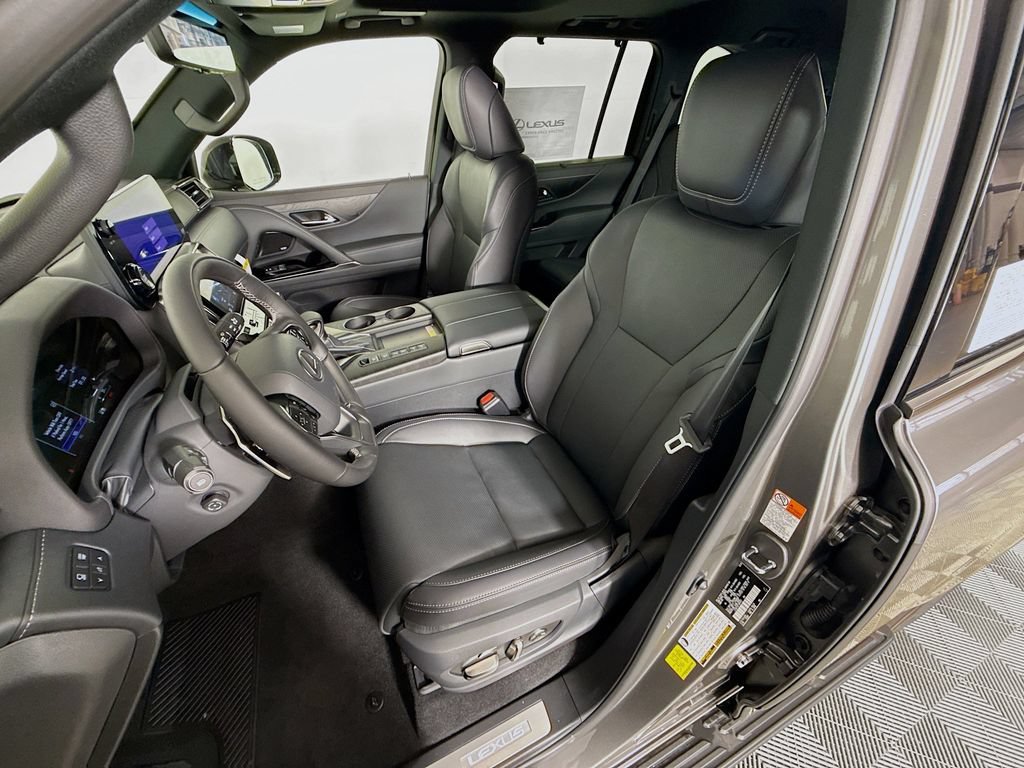 New 2026 Lexus LX 600 4WD w/ Luxury Package image 16