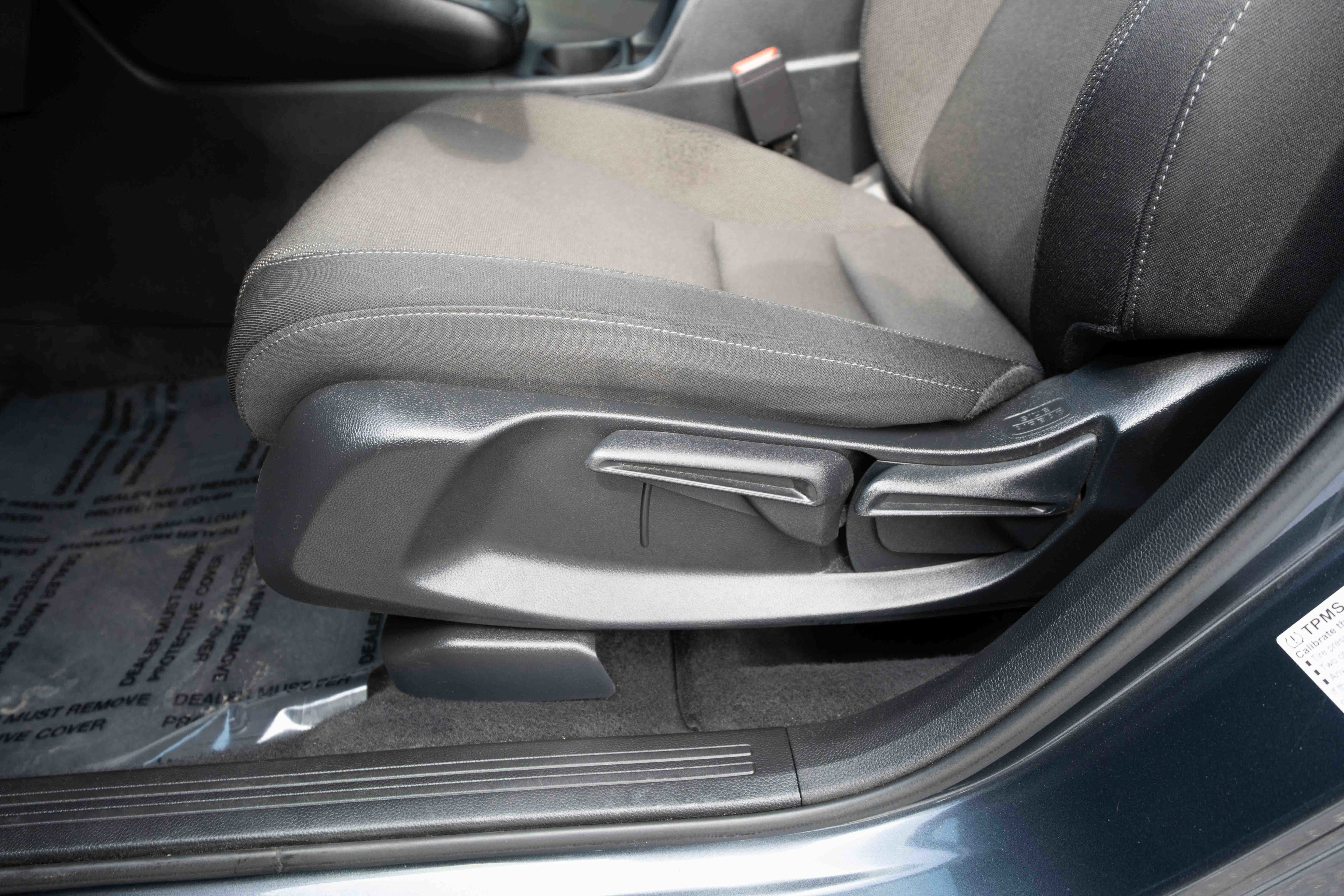 Used 2023 Honda CR-V LX image 12
