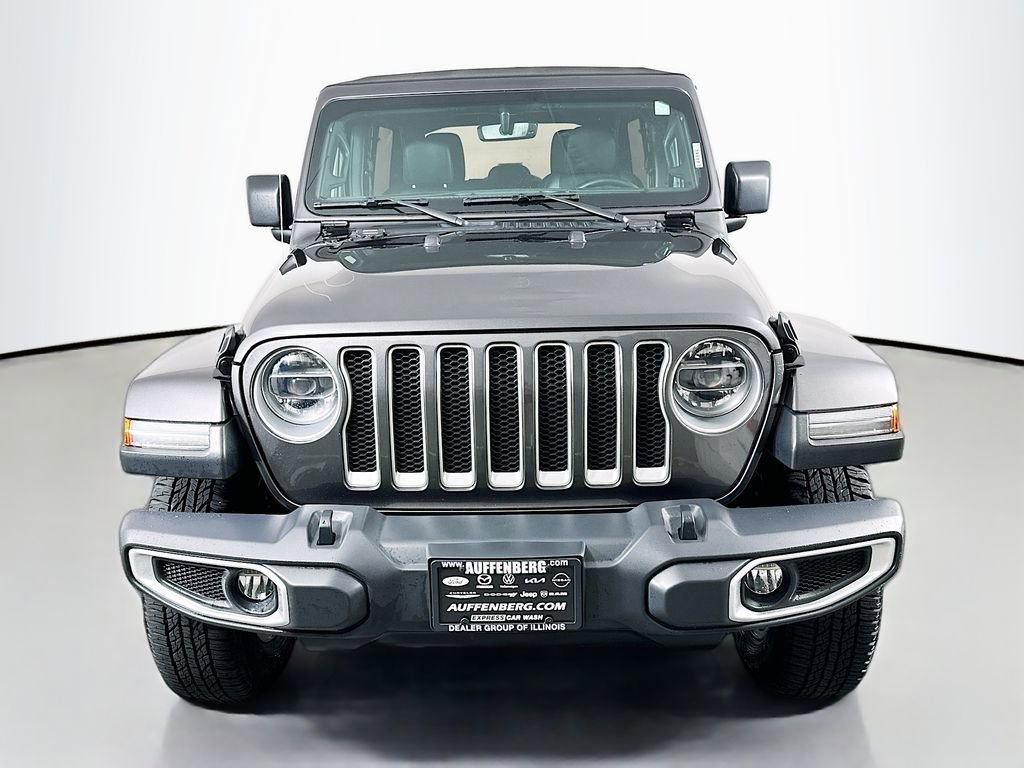 Used 2018 Jeep Wrangler Unlimited Sahara AWD/4WD image 2