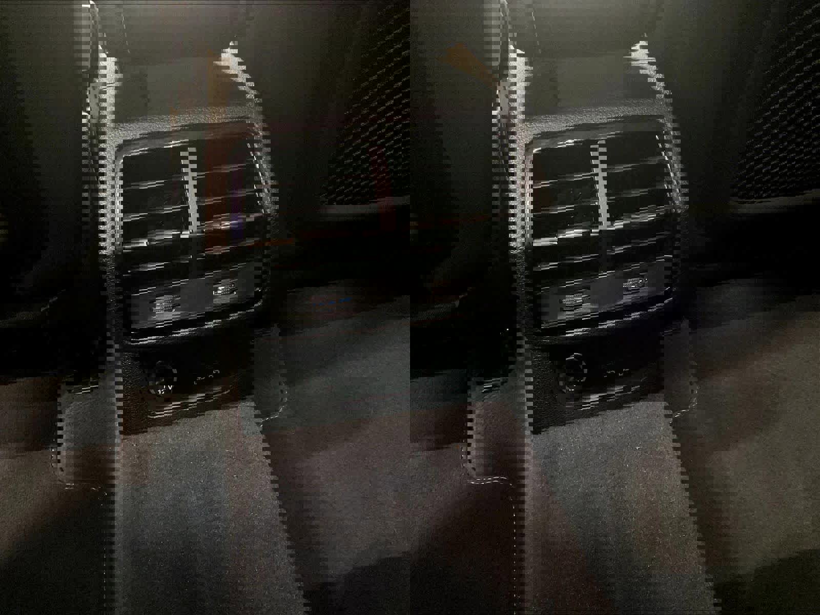 Certified 2023 Audi Q3 2.0T Premium w/ Black Optic Sport Package image 34