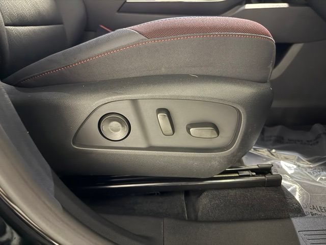 Certified 2026 Chevrolet Equinox RS w/ Convenience Package III AWD/4WD image 31