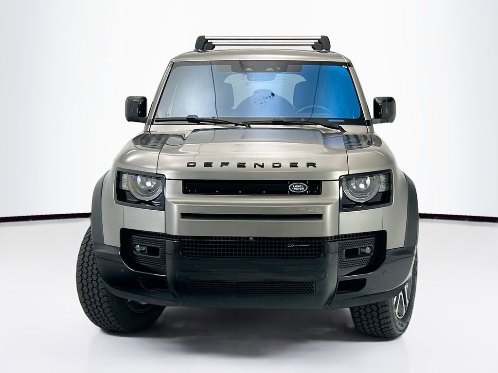 Certified 2022 Land Rover Defender 110 X-Dynamic HSE AWD/4WD image 2