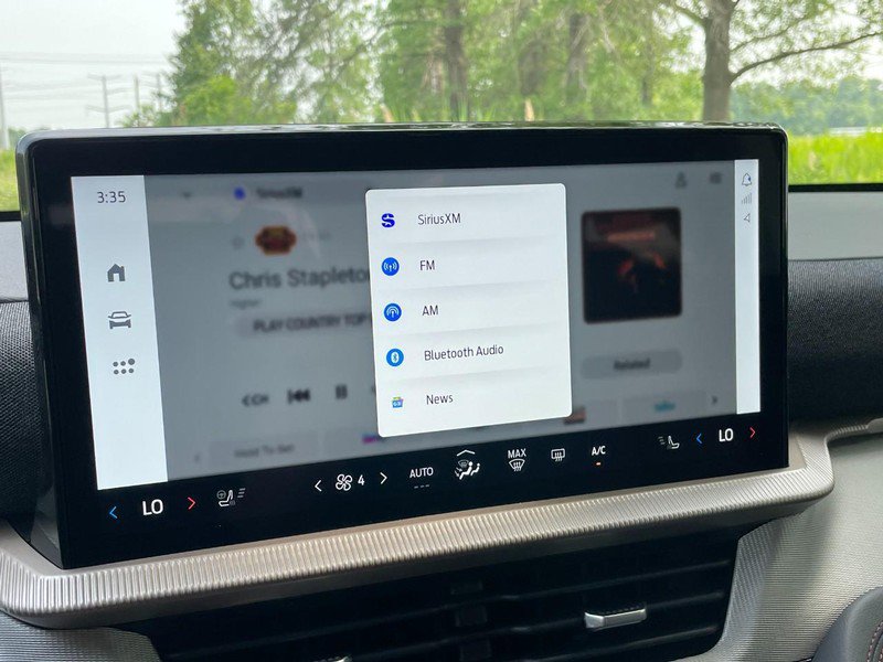 New 2025 Ford Explorer Active w/ Active Comfort Package image 34