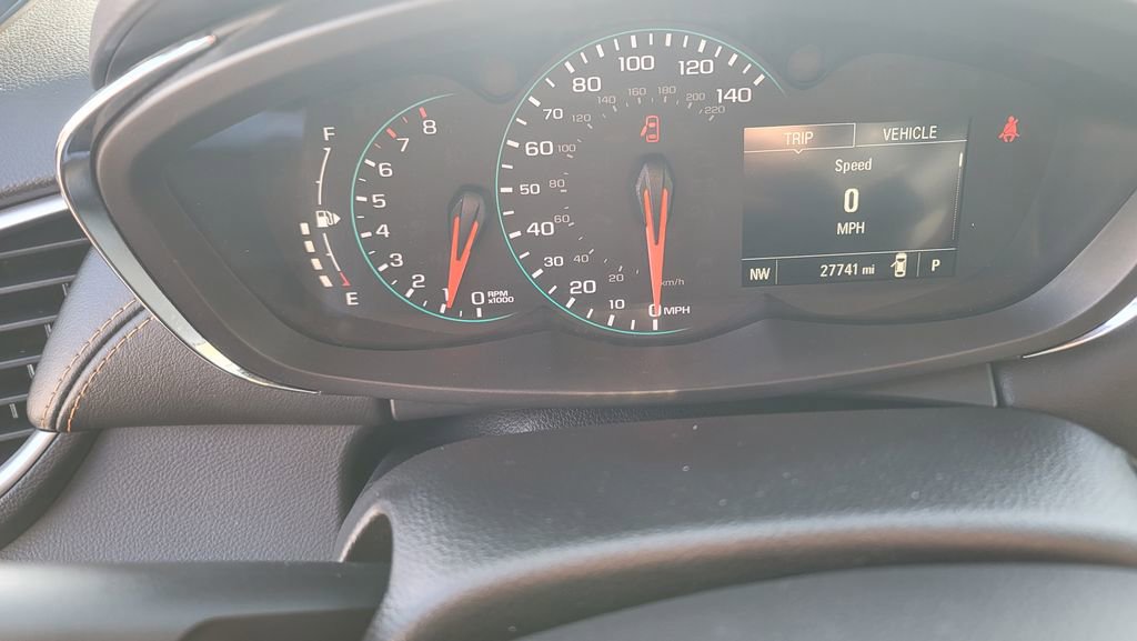 Used 2022 Chevrolet Trax LT w/ Driver Confidence Package image 19