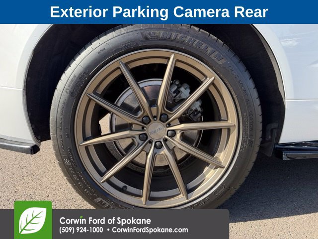 Used 2019 Volvo XC60 T8 R-Design w/ Advanced Package AWD/4WD image 9