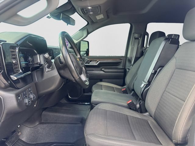 Used 2024 Chevrolet Silverado 2500 LT AWD/4WD image 11