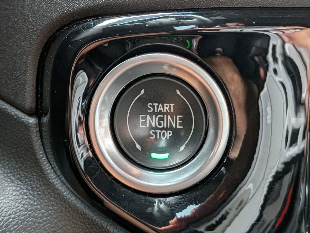 Used 2022 GMC Sierra 1500 Elevation w/ Elevation Premium Package image 30