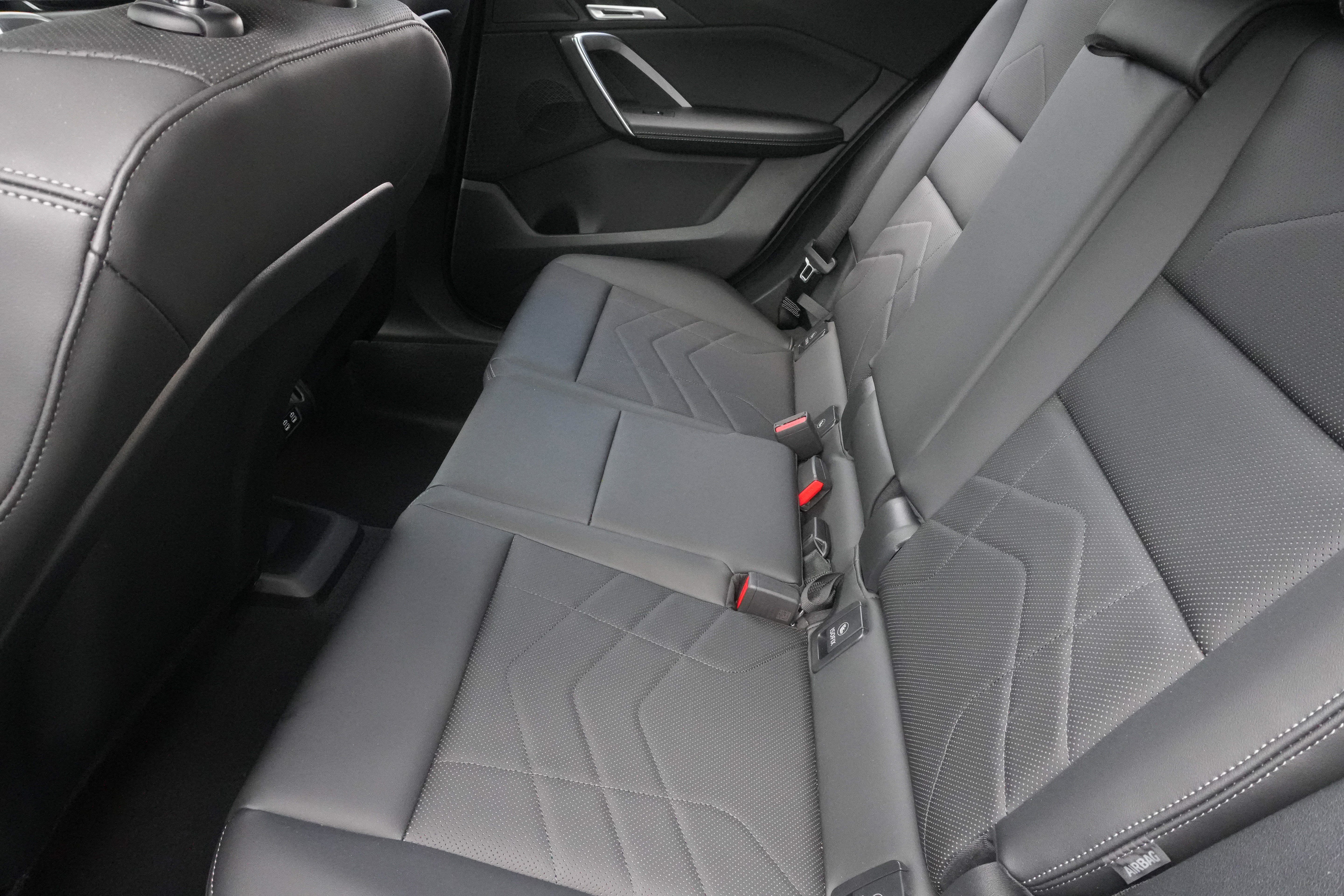 Certified 2025 BMW X2 xDrive28i AWD/4WD image 37